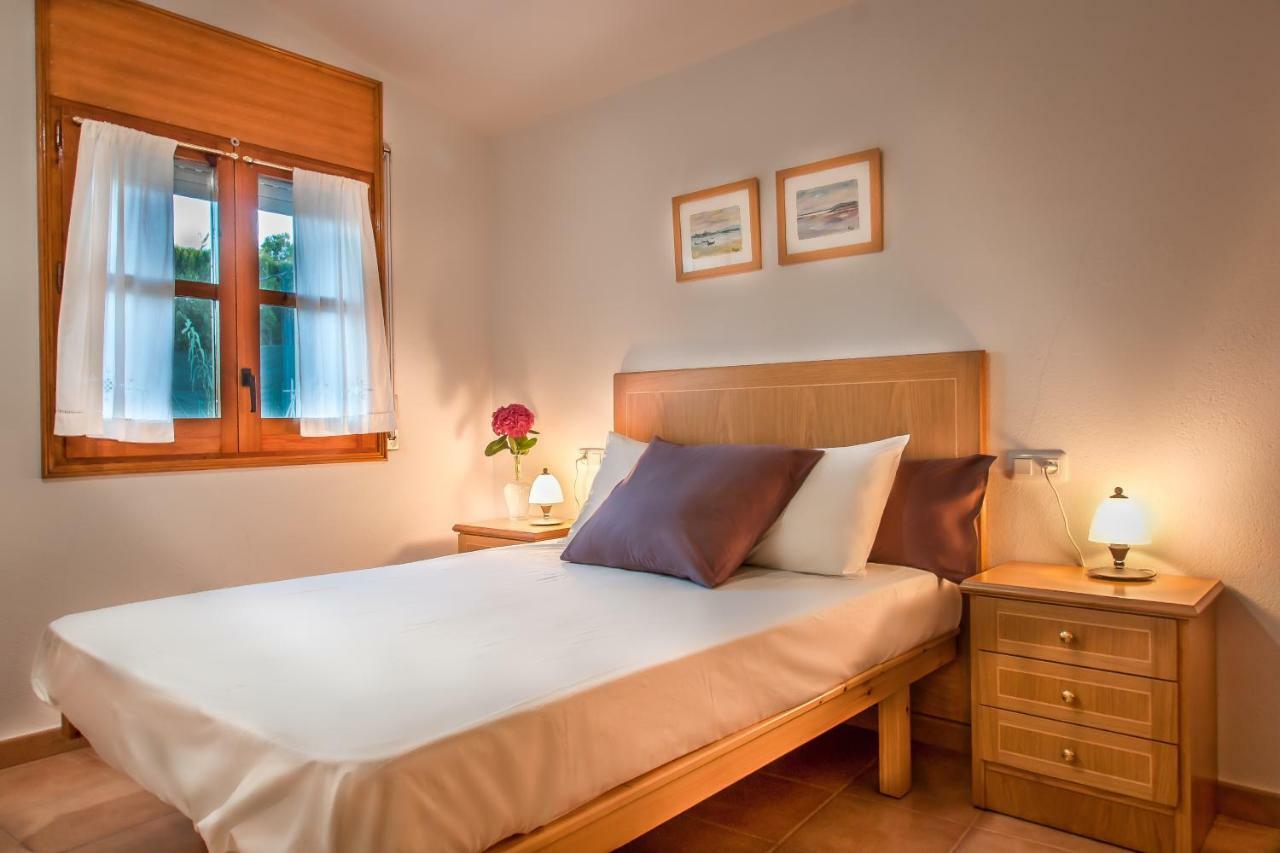 Cal Xaiet Guest House Llampaies Luaran gambar