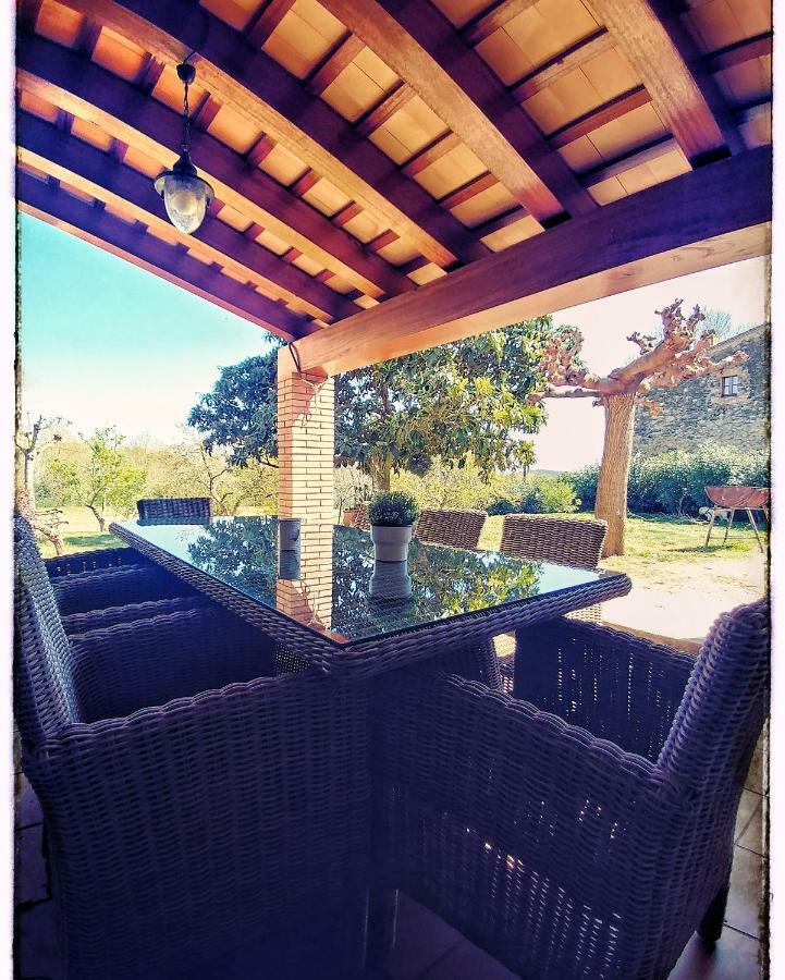 Cal Xaiet Guest House Llampaies Luaran gambar