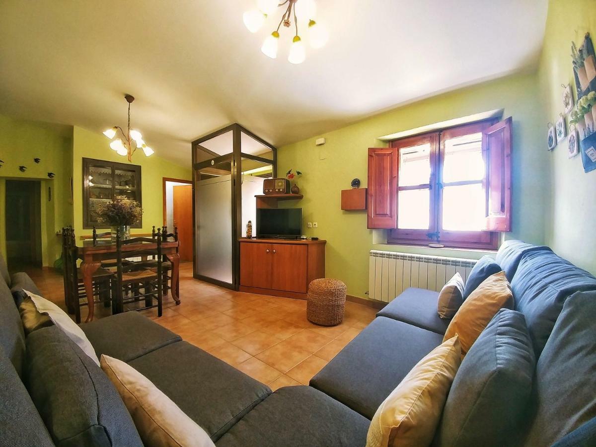Cal Xaiet Guest House Llampaies Luaran gambar